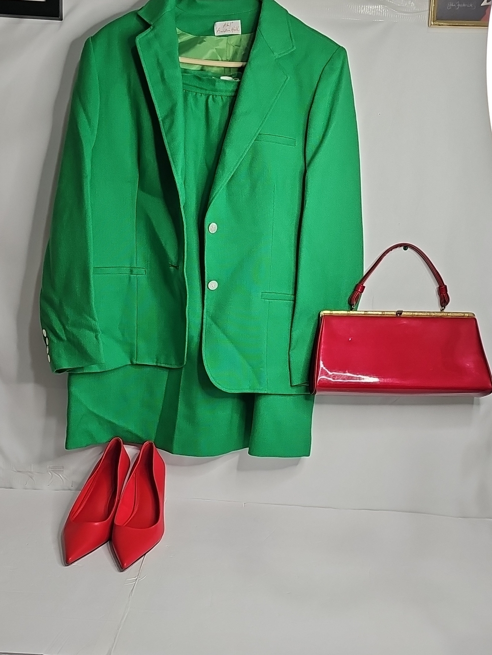 Vintage Ah! Austin Hill Green Skirt Suit with Red Accessories
